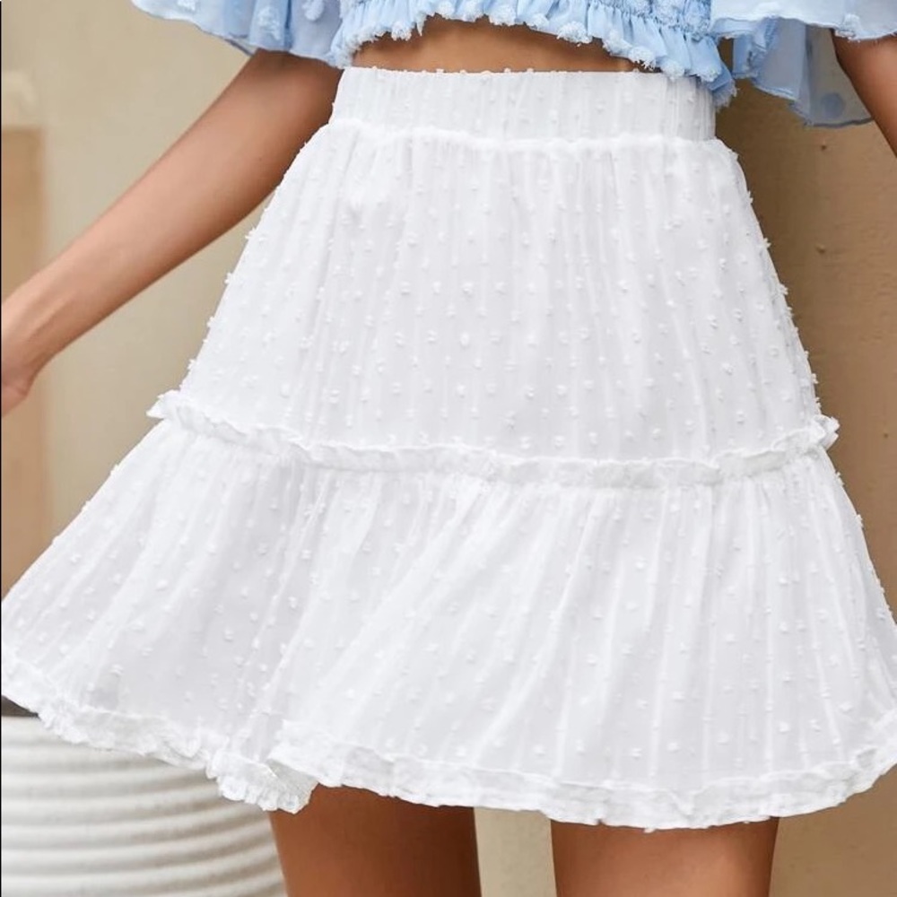 Shein • White Skirt